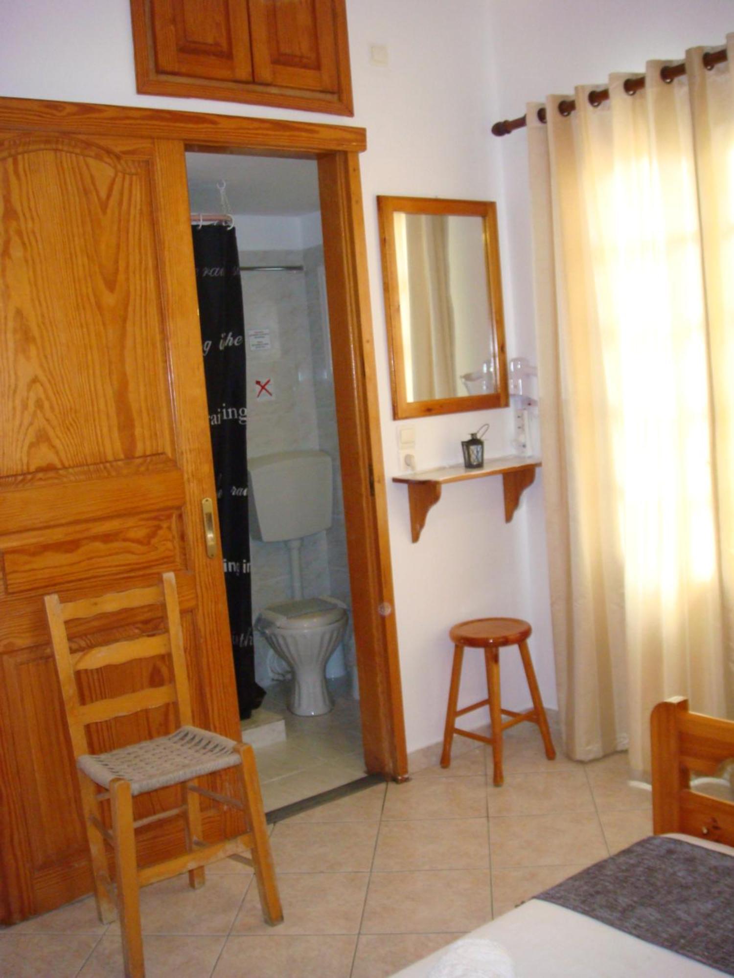 Boussetil Rooms Capanmat Tínos 외부 사진