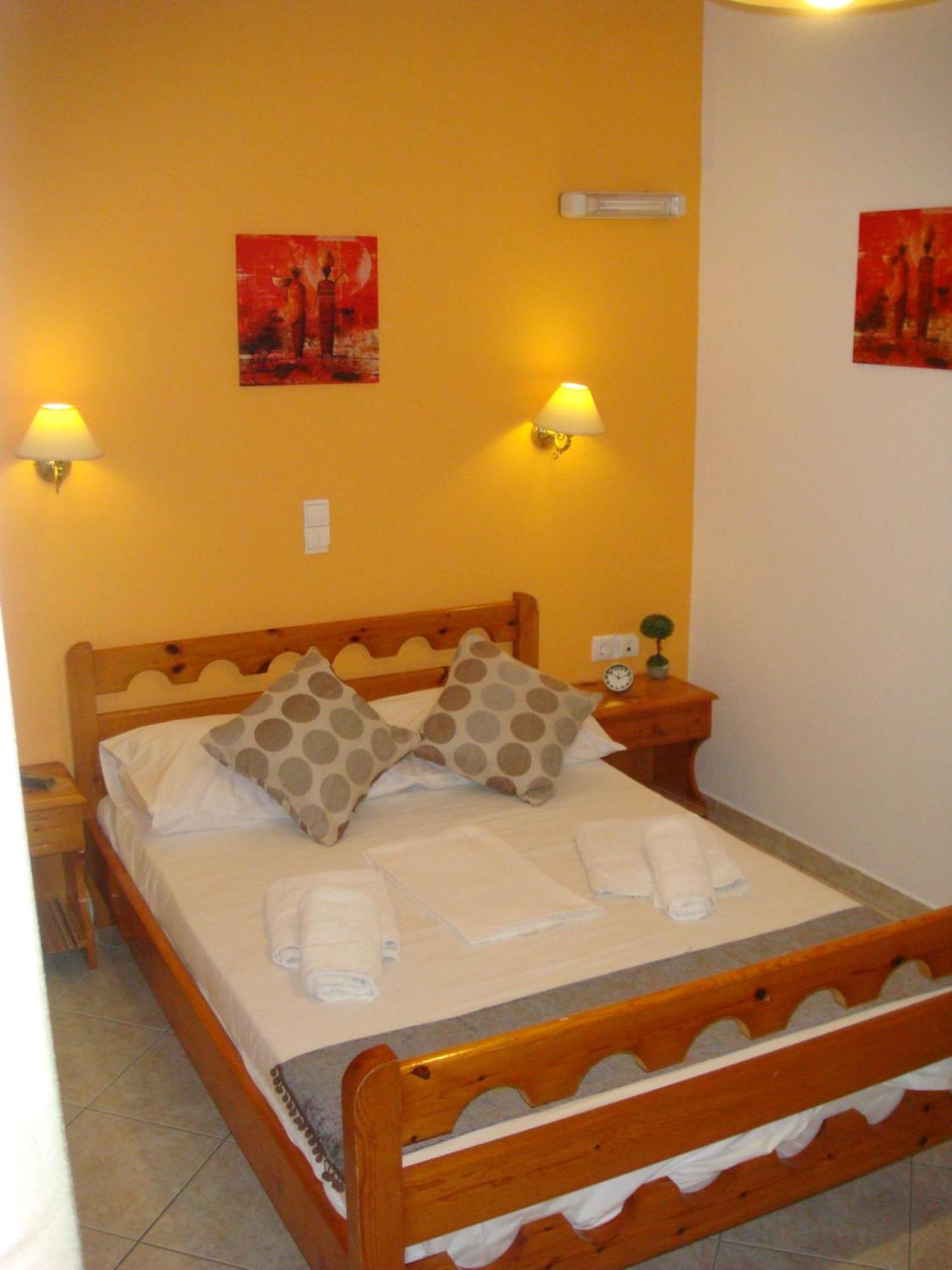 Boussetil Rooms Capanmat Tínos 외부 사진